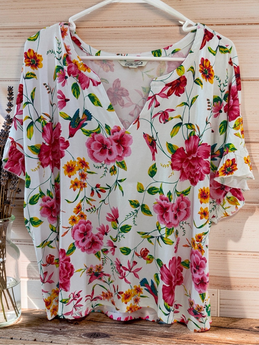 The Pioneer Woman White V-Neck Top with Pink & Yellow Floral/Bird Print Size XL